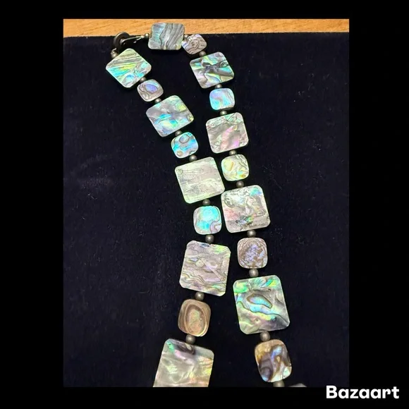 Vintage Iridescent Abalone Shell Necklace - Picture 6 of 11